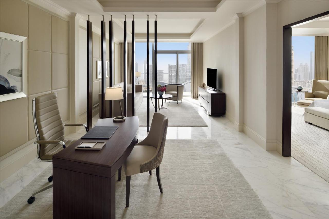 Address Dubai Mall Kültér fotó A presidential suite at the Waldorf Astoria Ras Al Khaimah